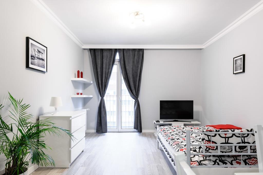 Apartament Grojecka Korotynskiego Appartement Warschau Kamer foto